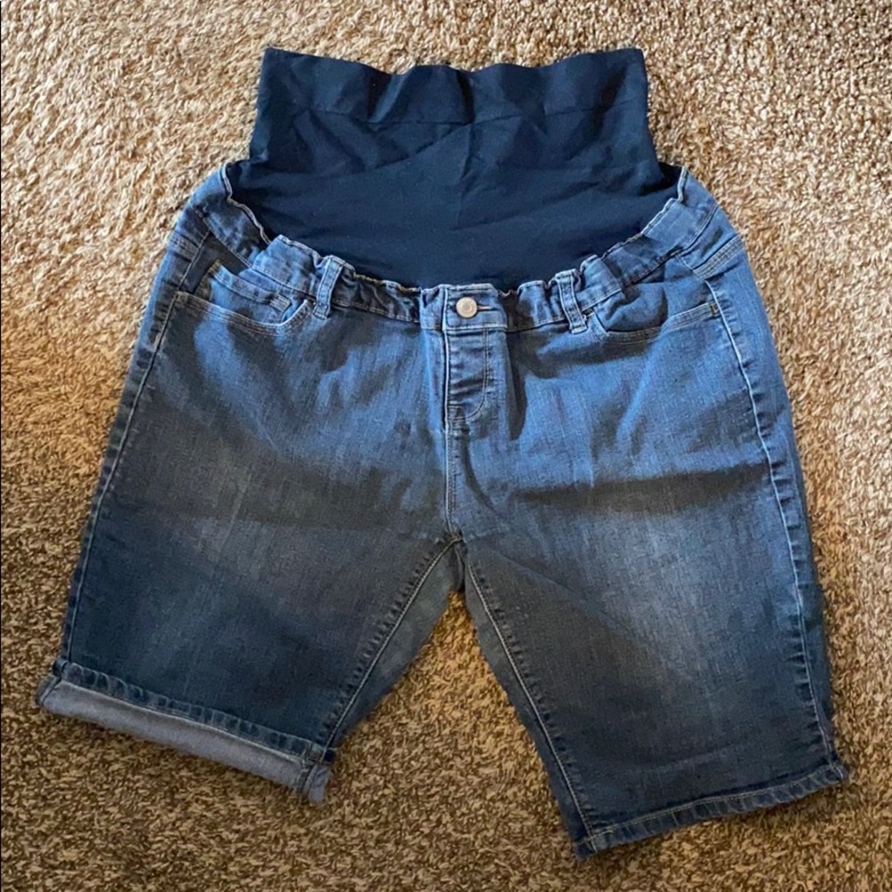 Lilac denim maternity shorts